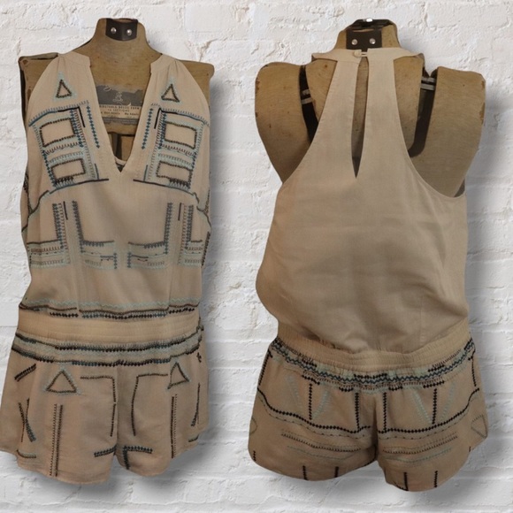 Chloe Oliver Cream 100% Cotton Blue Embroidery Halter Neckline Romper Shorts - Picture 2 of 15